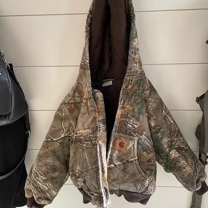 Camo Carhartt jacket XS